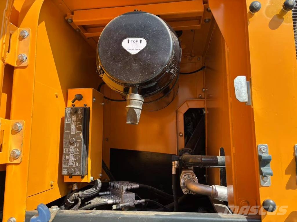 Hyundai 305lc-9t Raupenbagger