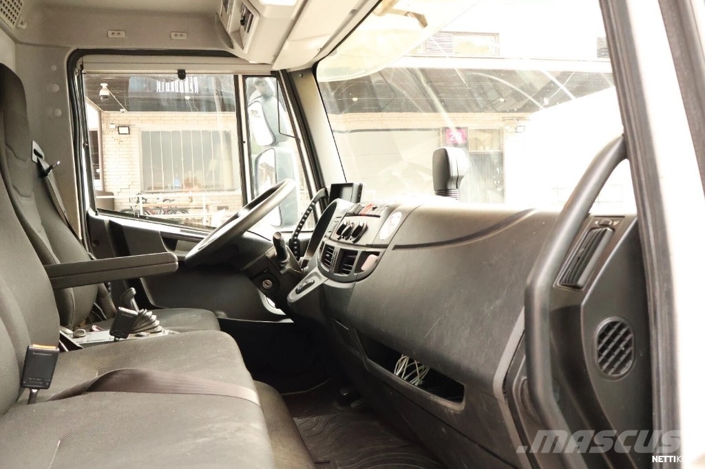 Iveco Eurocargo 100E 4.5 Skåpbilar