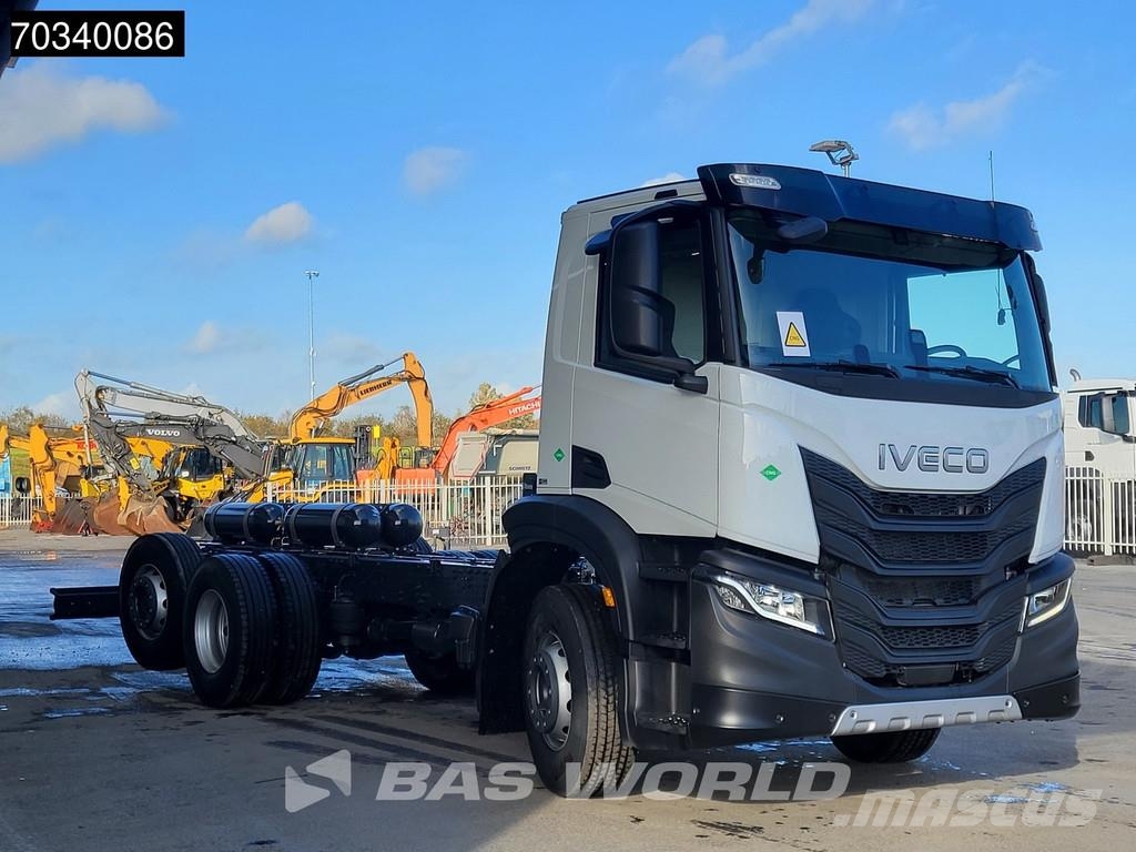 Iveco S-Way 340 6X2 NEW! CNG 420cm Lift+steering axle Ge Šasija ar kabīni