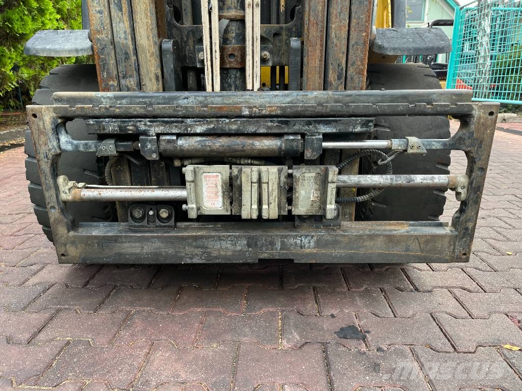 Yale GDP25VX     V-4221   (ONLY FOR EXPORT) EO Diesel forklifts