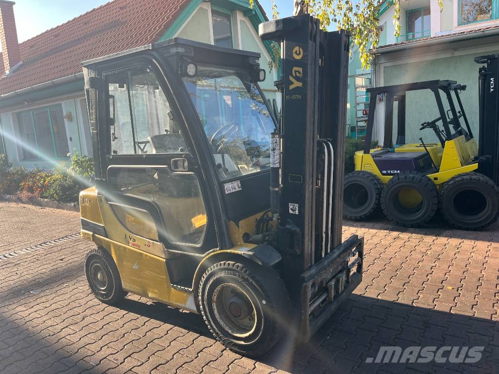 Yale GDP25VX     V-4221   (ONLY FOR EXPORT) EO Diesel forklifts