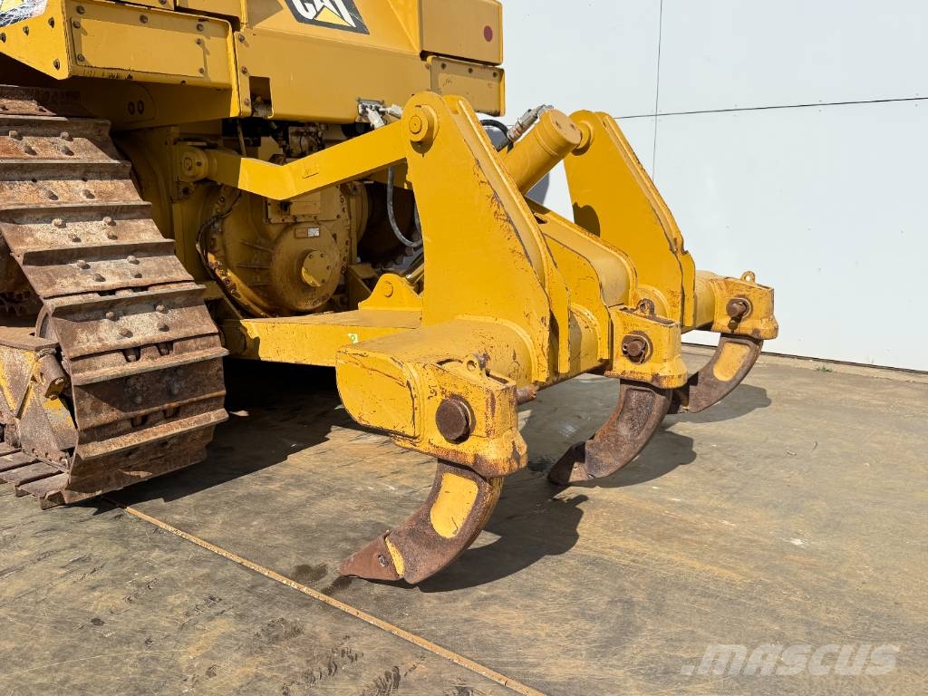 CAT D6T XL - 3 Tine Ripper / 6 Way Blade / Camera 履帶推土機