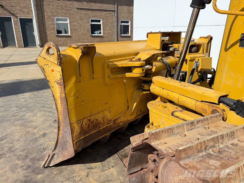 CAT D6T XL - 3 Tine Ripper / 6 Way Blade / Camera 履帶推土機