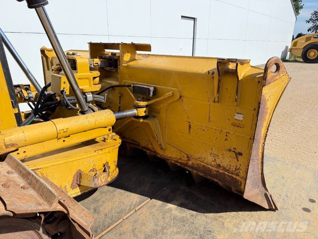 CAT D6T XL - 3 Tine Ripper / 6 Way Blade / Camera 履帶推土機