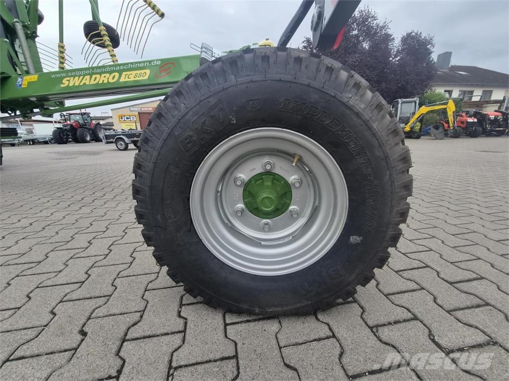 Krone SWADRO TC 880 Vālotāji
