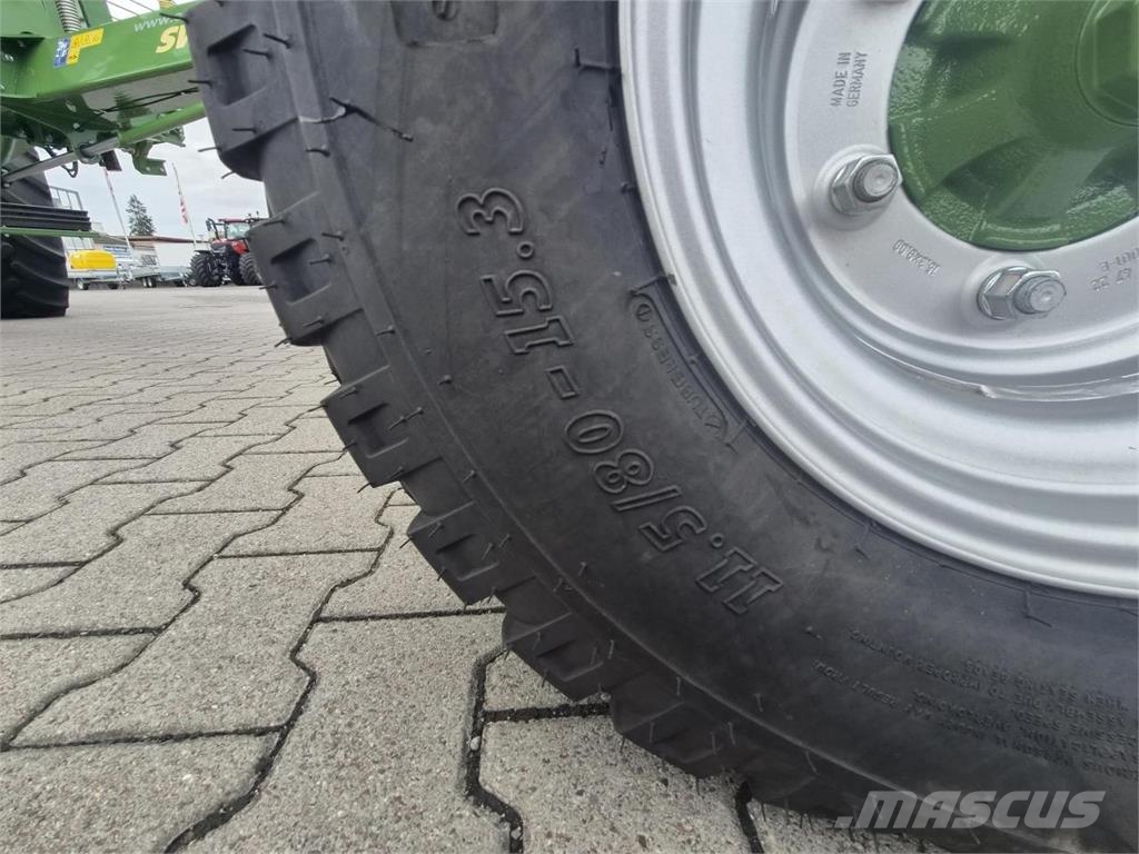Krone SWADRO TC 880 Vālotāji