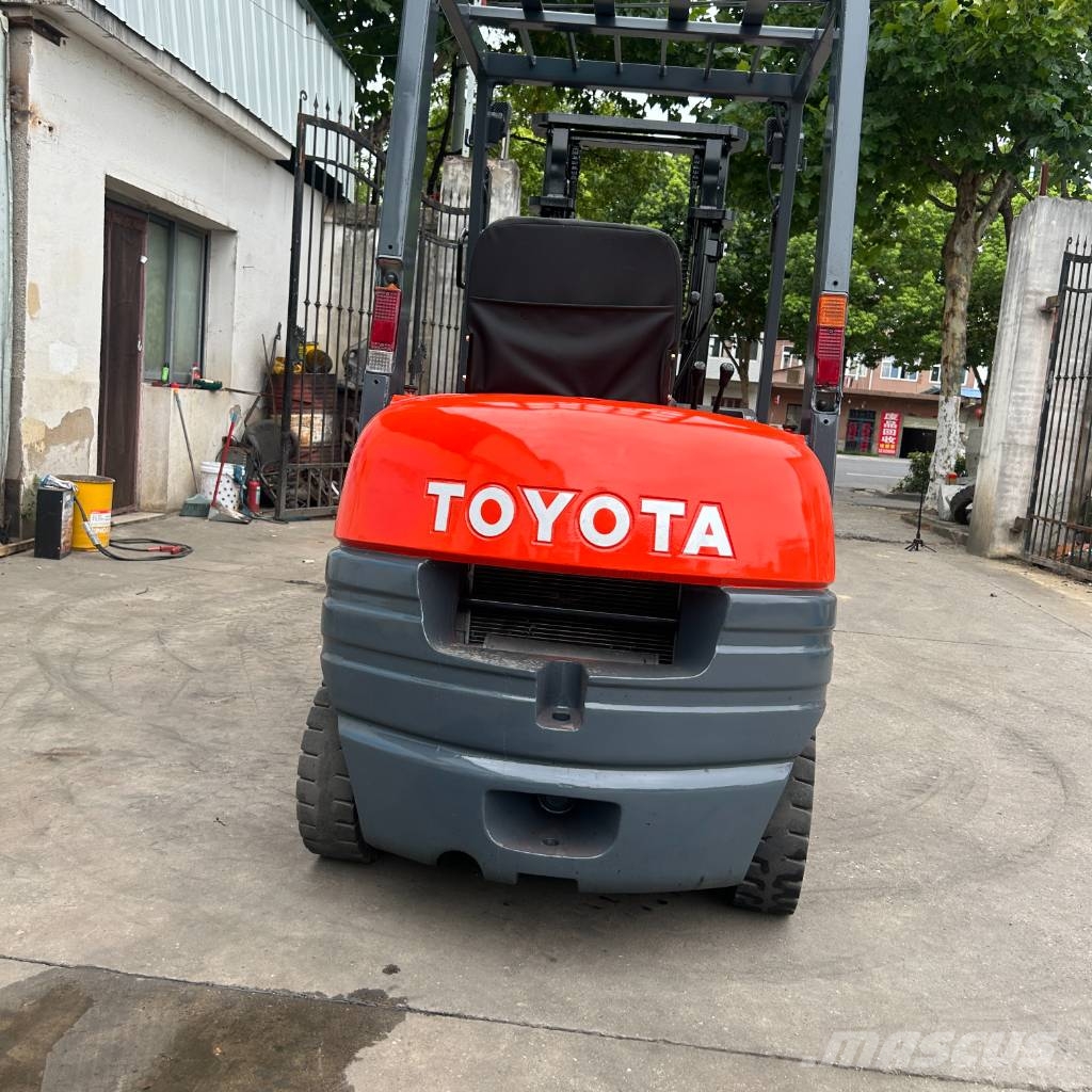Toyota 7FDN20 液化石油氣LPG卡車