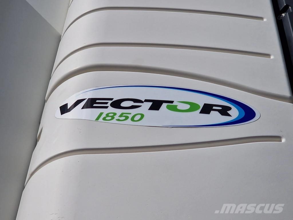 Volvo FH 13.540 XL 6x2 - Carrier frigo + HFR trailer 201 Furgons