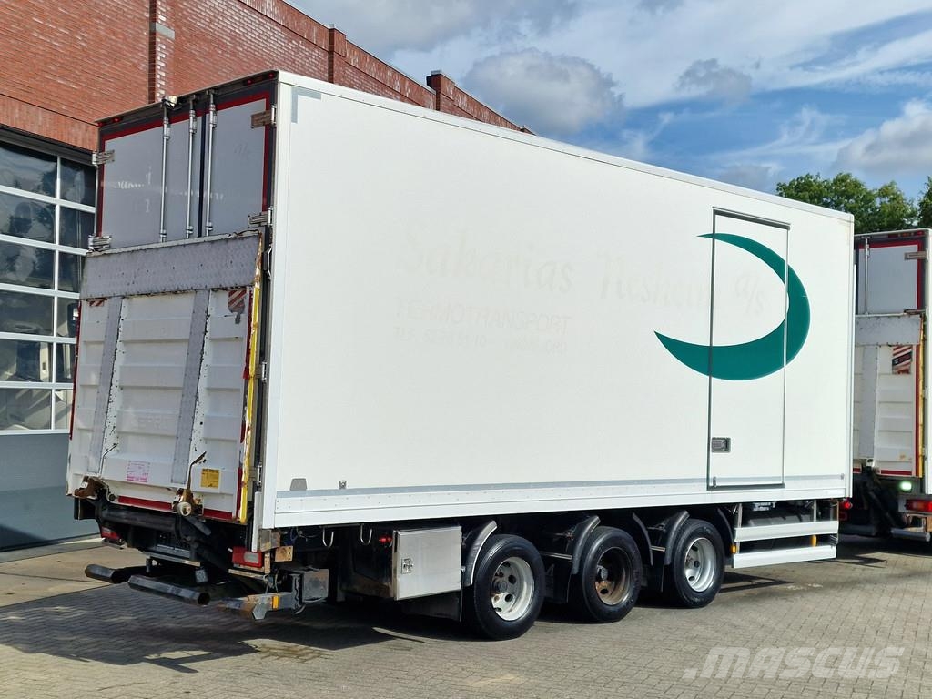 Volvo FH 13.540 XL 6x2 - Carrier frigo + HFR trailer 201 Furgons
