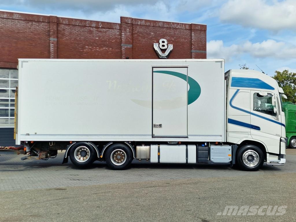 Volvo FH 13.540 XL 6x2 - Carrier frigo + HFR trailer 201 Furgons