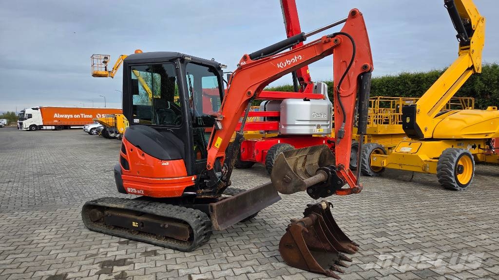 Kubota U 25-3 Mini bagri <7t