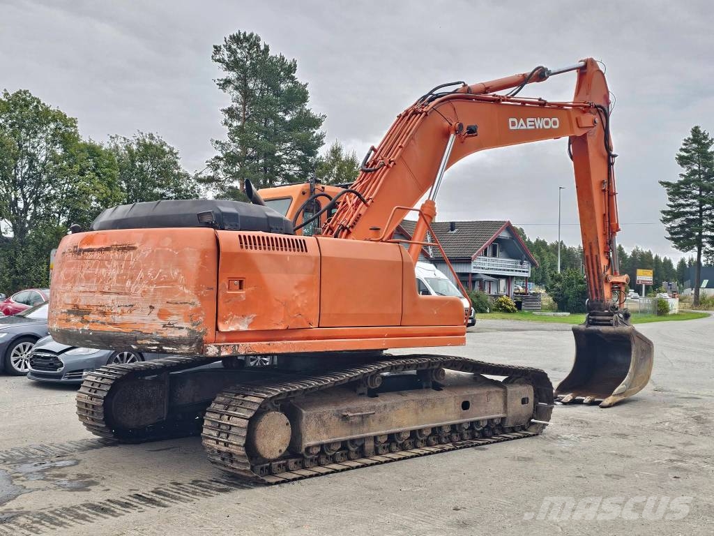 Daewoo S250LC-V Beltegraver
