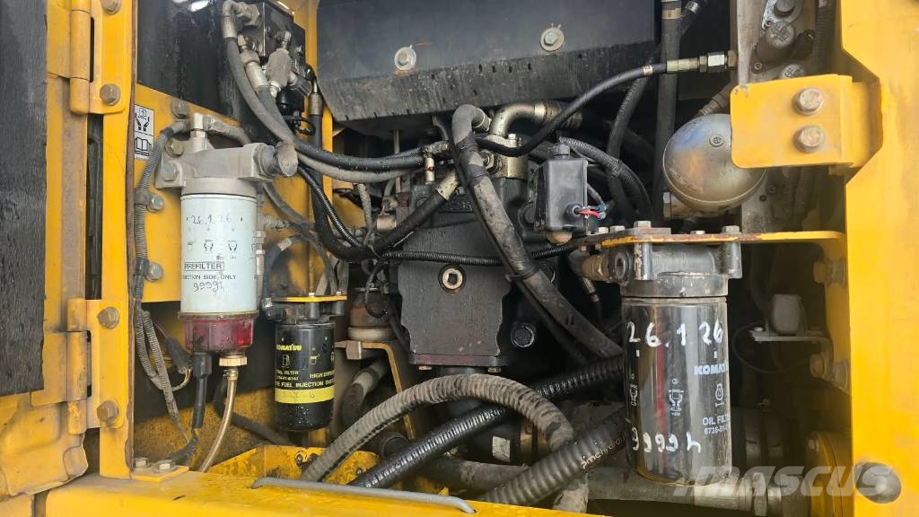 Komatsu PW 160-7 حفارات بعجل