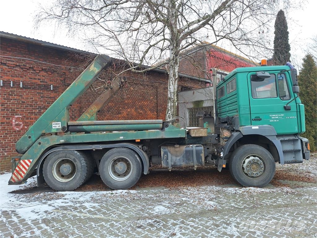 MAN 26.364 DFLK 6X4 Chassis met cabine
