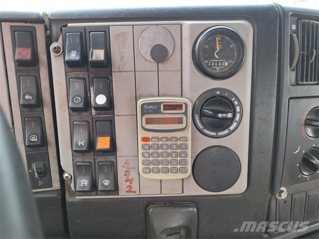 MAN 26.364 DFLK 6X4 Chassis met cabine
