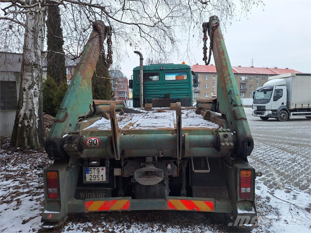 MAN 26.364 DFLK 6X4 Chassis met cabine