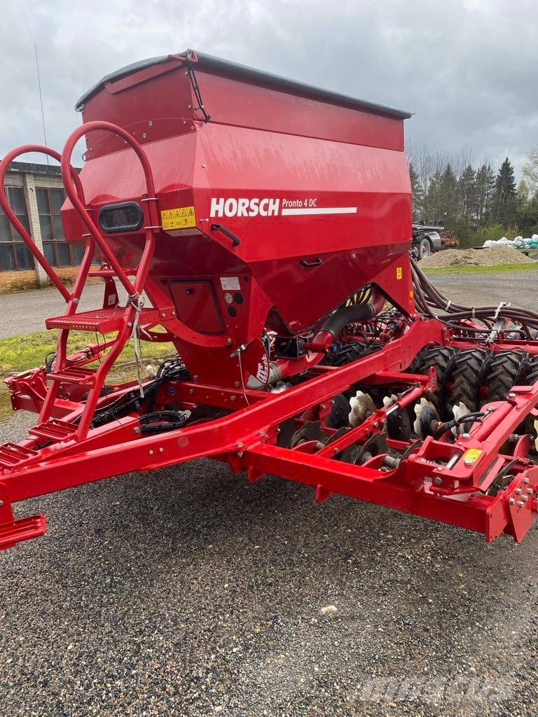 Horsch Pronto 4 DC Mechanické sejačky