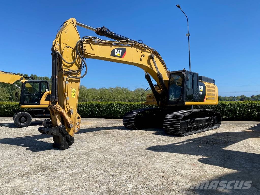 CAT 352 F Bageri guseničari