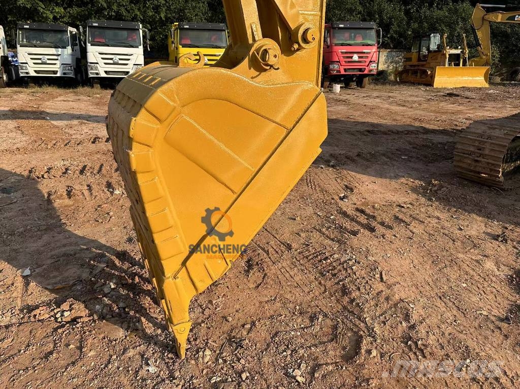 CAT CAT 320 CAT 320B 320BL Gravemaskiner på larvebånd