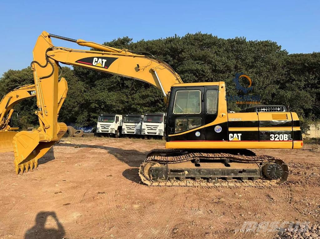 CAT CAT 320 CAT 320B 320BL Gravemaskiner på larvebånd