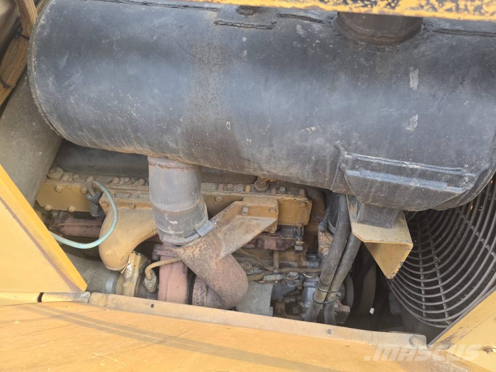 CAT D 5 M Crawler dozers