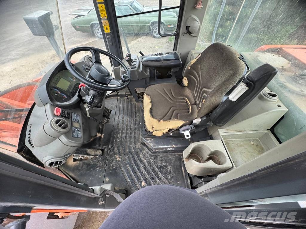 Hitachi ZW 250 Tekerlekli yükleyiciler