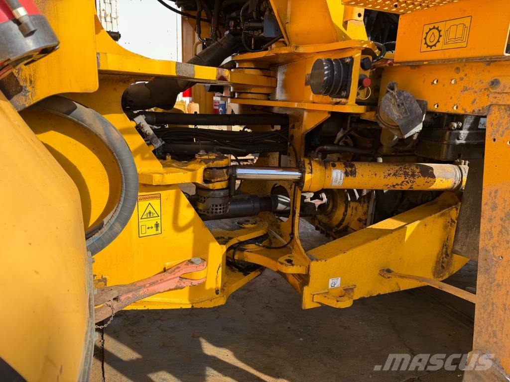 Volvo L 220 F Radlader