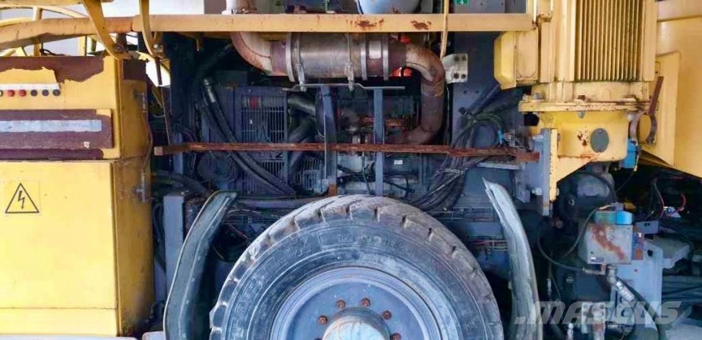 Atlas Copco M2 C Tunelové a podzemní důlní vrtačky