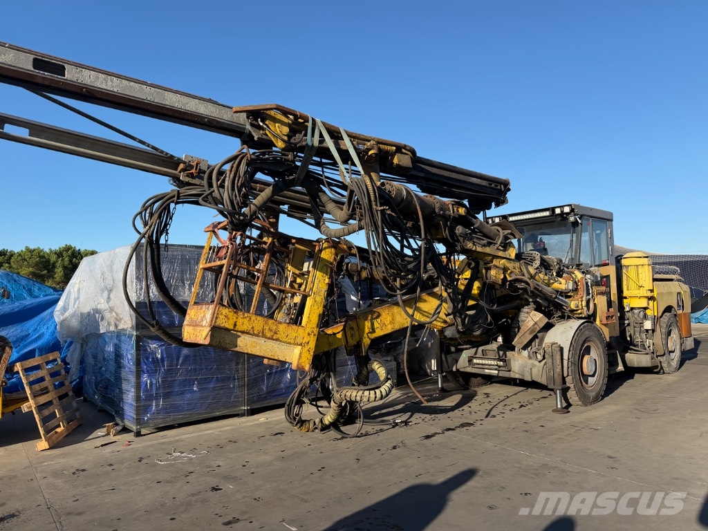 Atlas Copco M2 C Tunelové a podzemní důlní vrtačky