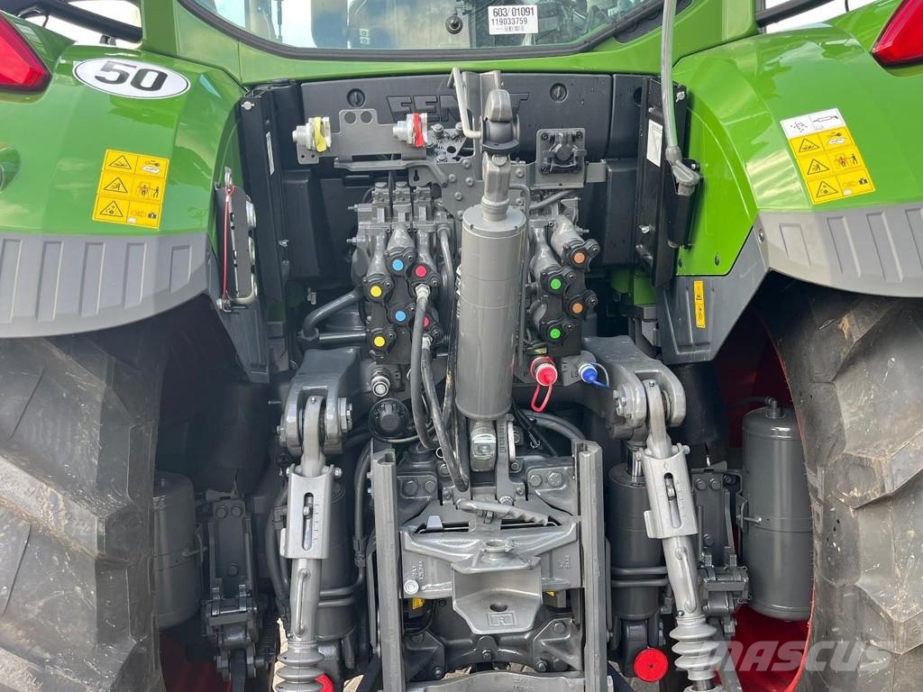 Fendt 620 Vario Profi Plus S2 Tractors