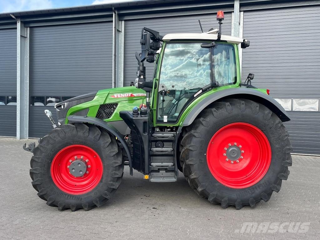 Fendt 620 Vario Profi Plus S2 Tractors