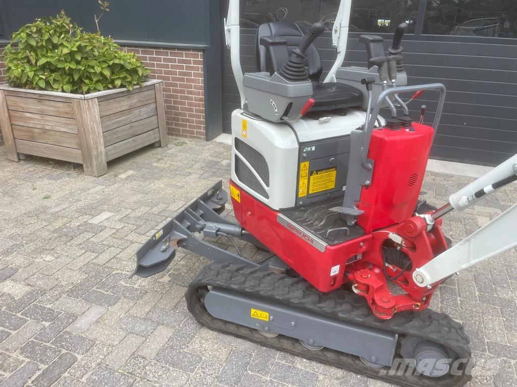 Takeuchi TB 210 R mini graafmachine - lease vanaf 325,- Kub Minigraafmachines < 7t