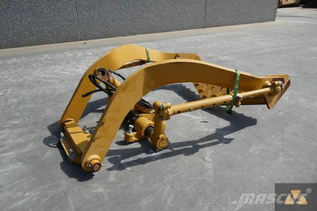 CAT 140M Scarifier Andre komponenter