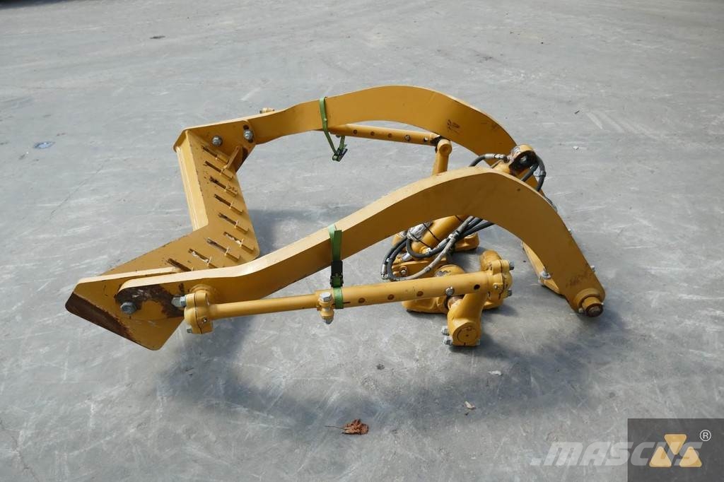 CAT 140M Scarifier Andre komponenter
