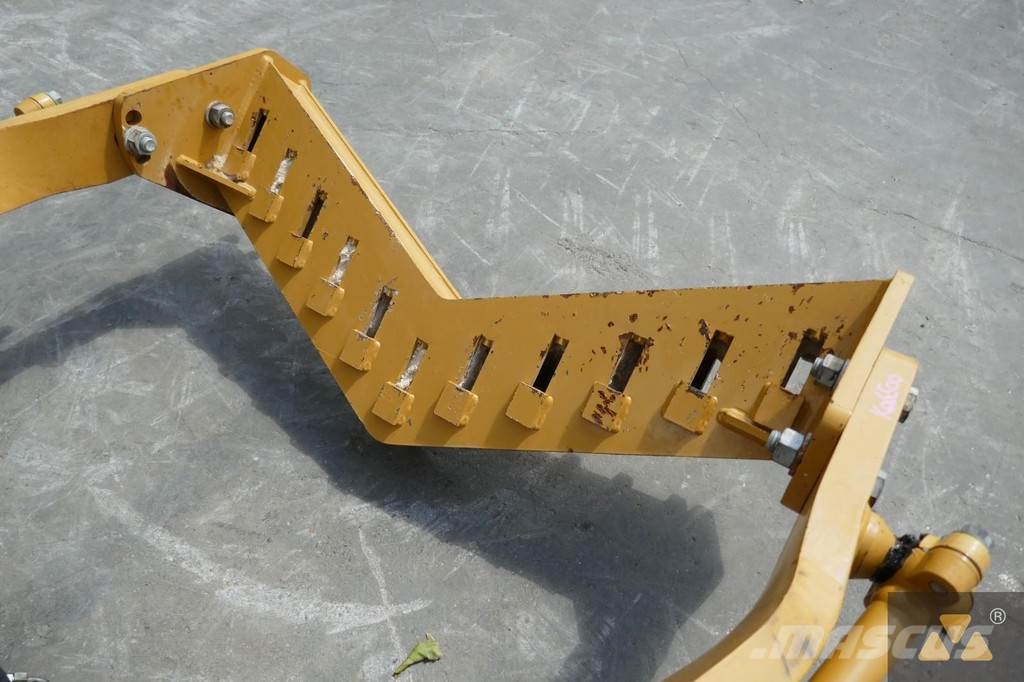 CAT 140M Scarifier Andre komponenter