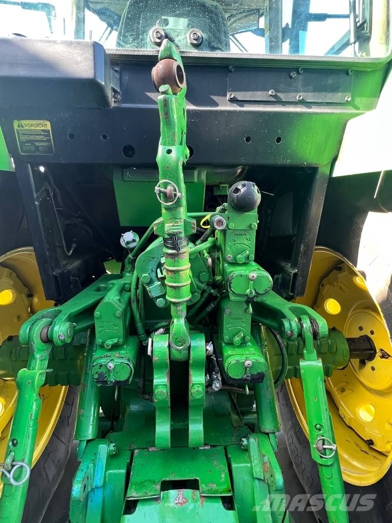 John Deere 4755 Traktori