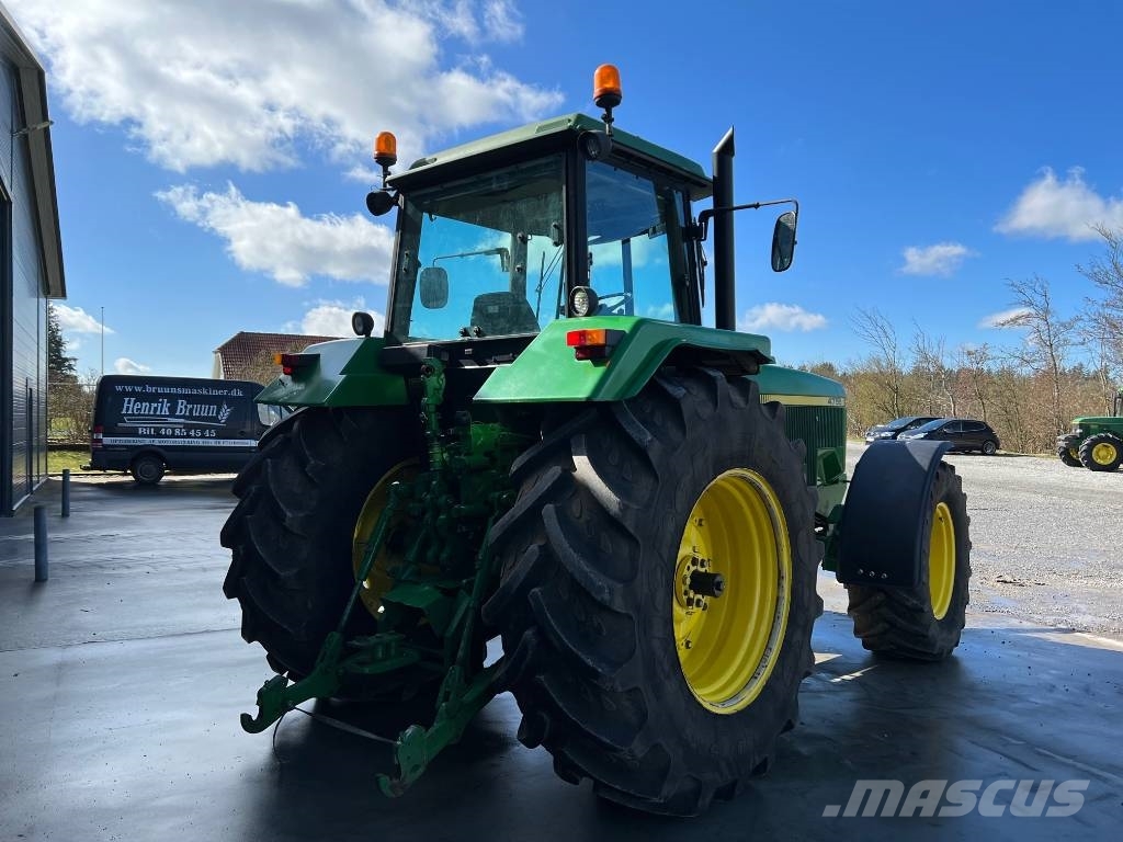John Deere 4755 Traktori
