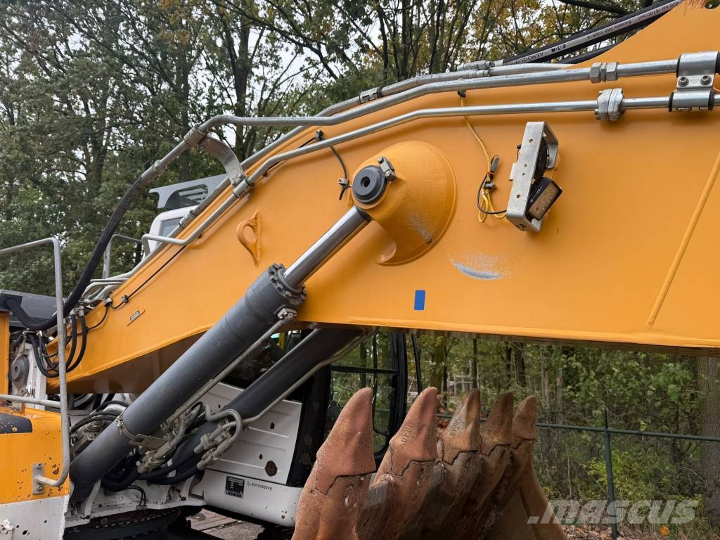 Liebherr R 924 Bagri goseničarji