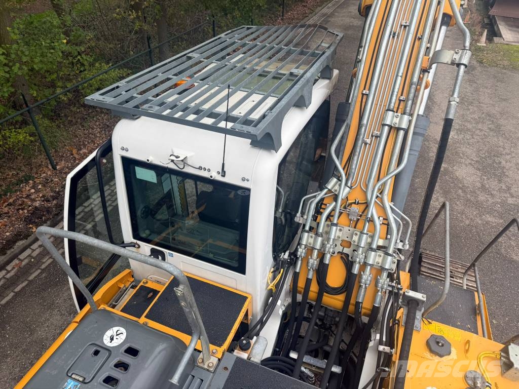 Liebherr R 924 Bagri goseničarji