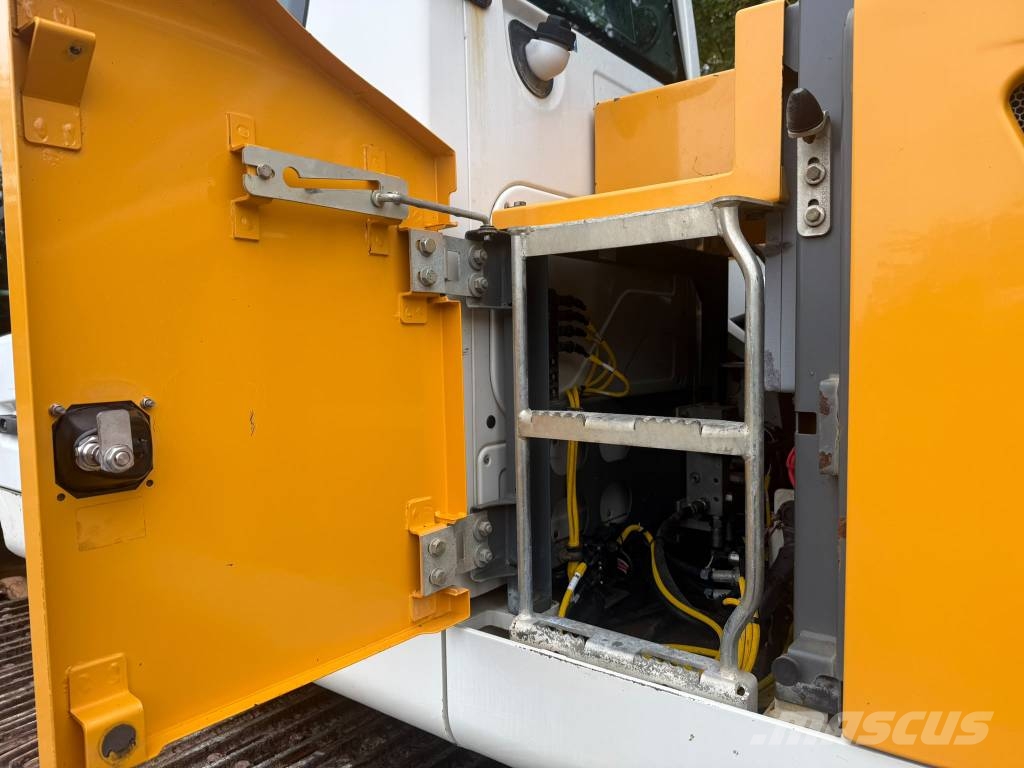 Liebherr R 924 Bagri goseničarji