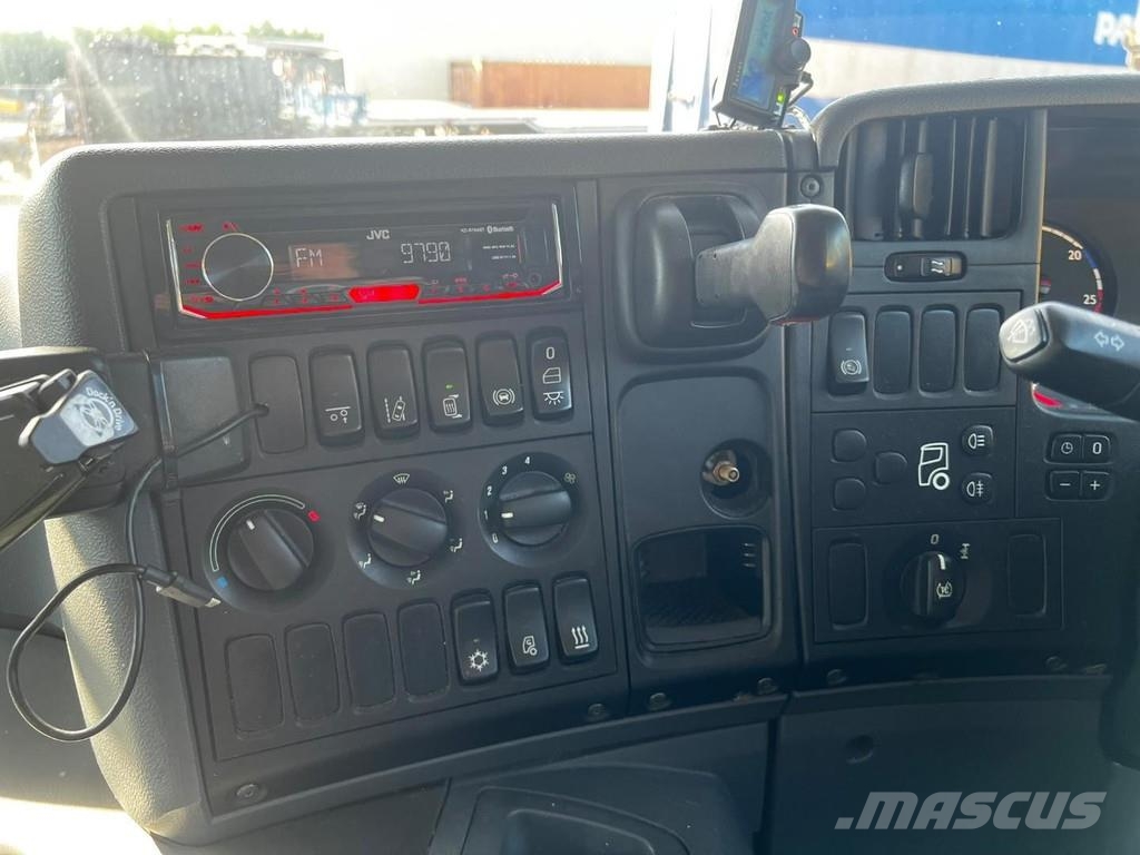 Scania P410 6X2 EURO 6 + HUNWICK 3 AXLE HANGER Autonkuljetusautot
