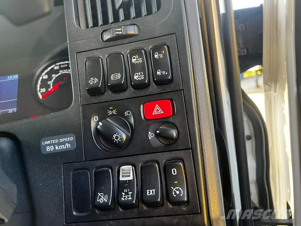 Scania P410 6X2 EURO 6 + HUNWICK 3 AXLE HANGER Autonkuljetusautot