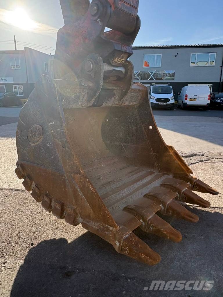 Doosan DX420LC-7K Roomikekskavaatorid