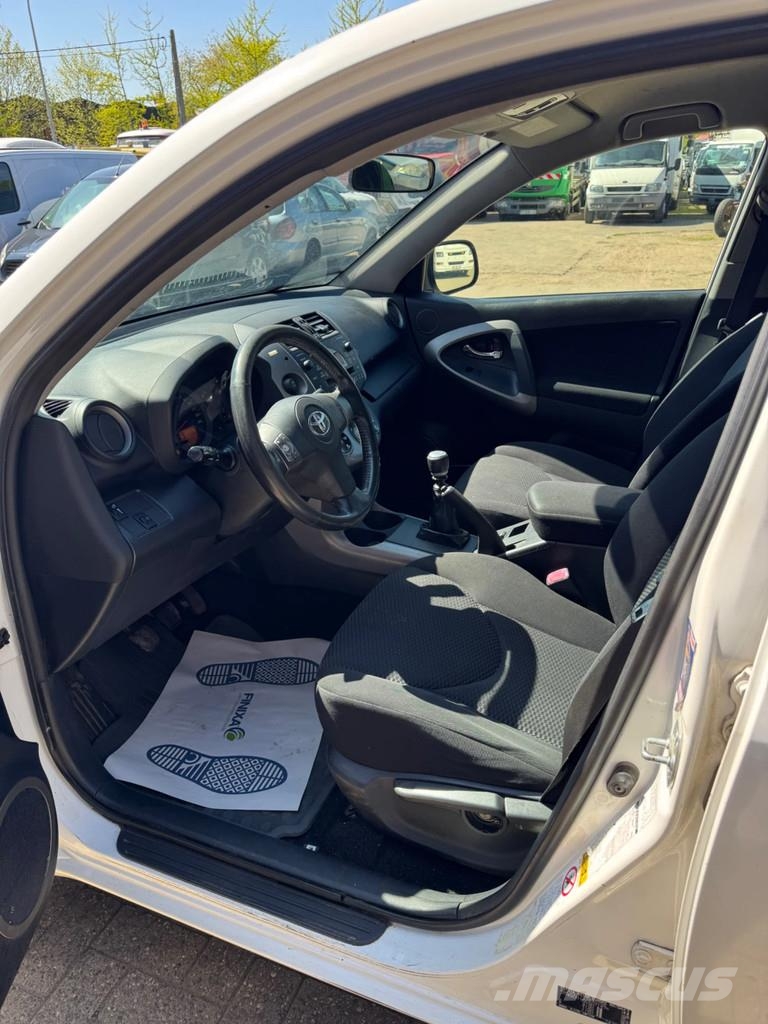 Toyota RAV4 **AIRCO-BELGIAN ORIGINE-5DOORS** Carros