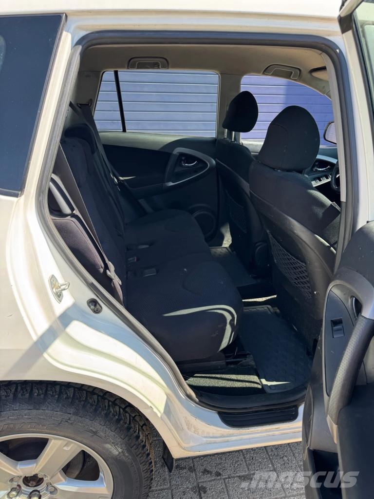 Toyota RAV4 **AIRCO-BELGIAN ORIGINE-5DOORS** Carros