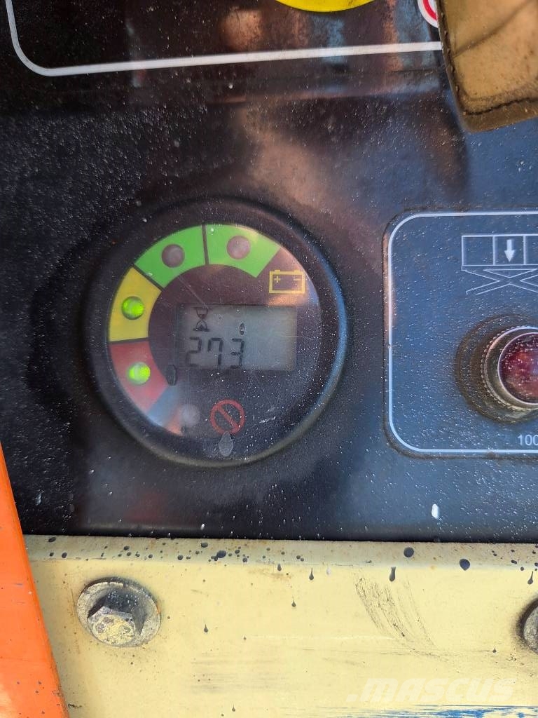 JLG 6 RS Käärtõstukid