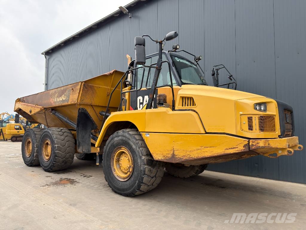 CAT 730C2 Tombereau articulé