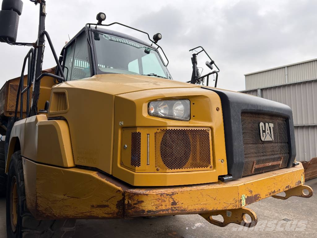 CAT 730C2 Tombereau articulé