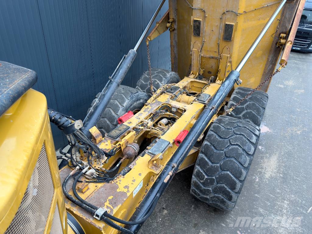 CAT 730C2 Tombereau articulé