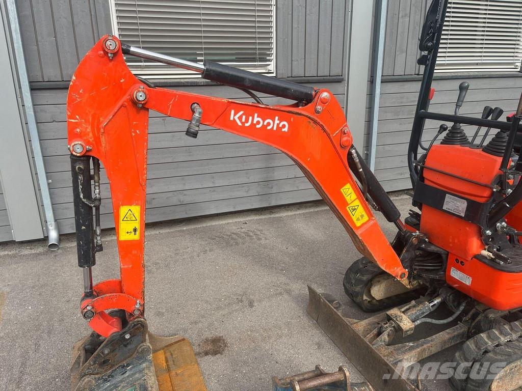 Kubota U10 - 3 Minigraafmachines < 7t